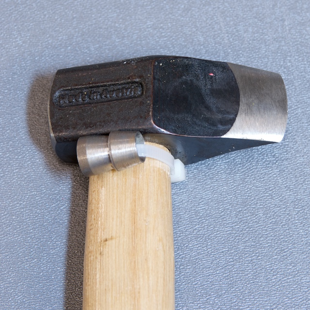 Mustad City Creaser with Wood Handle